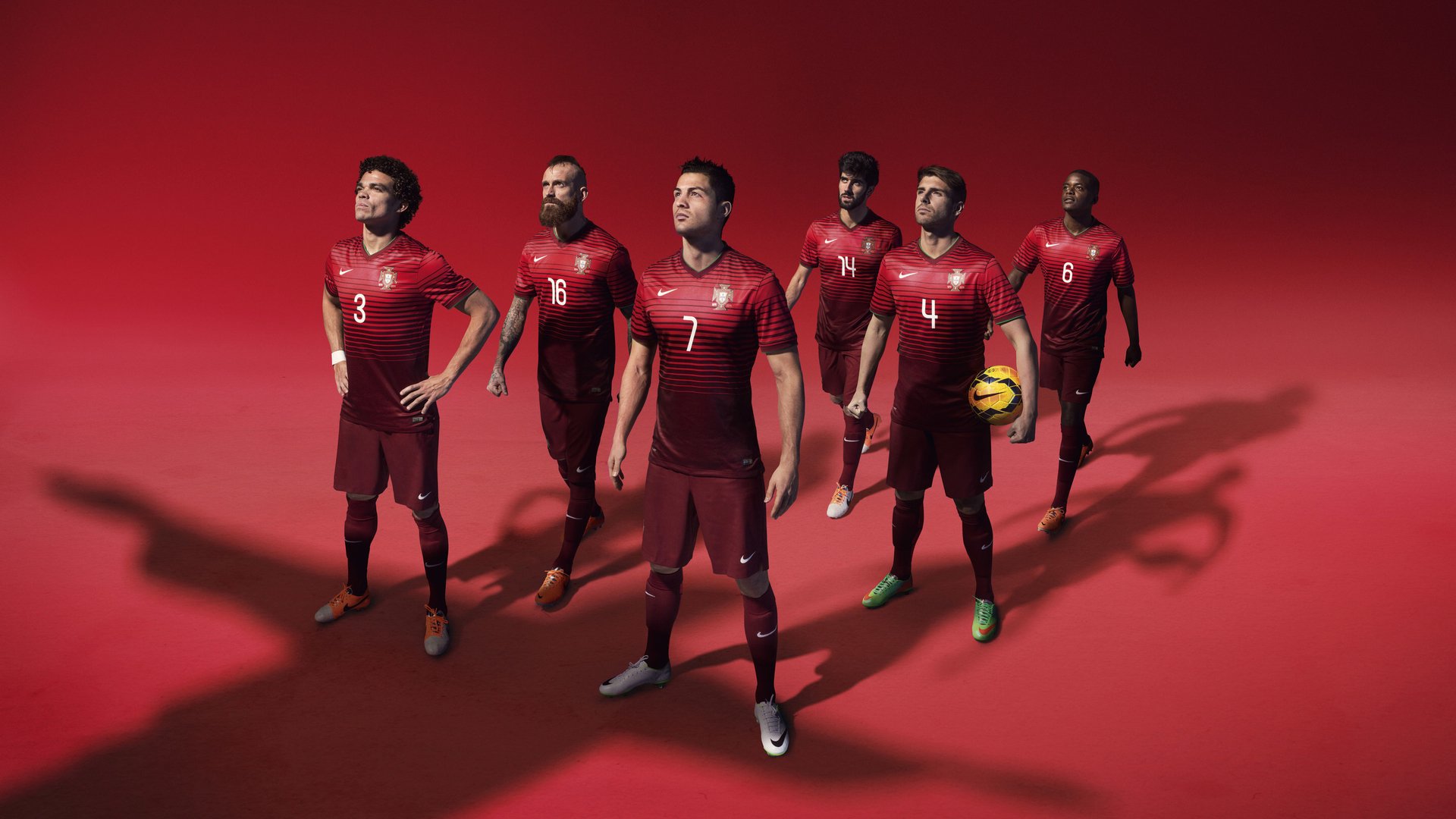 德甲引领欧洲足球新风尚，创新战术层出不穷，德甲intro