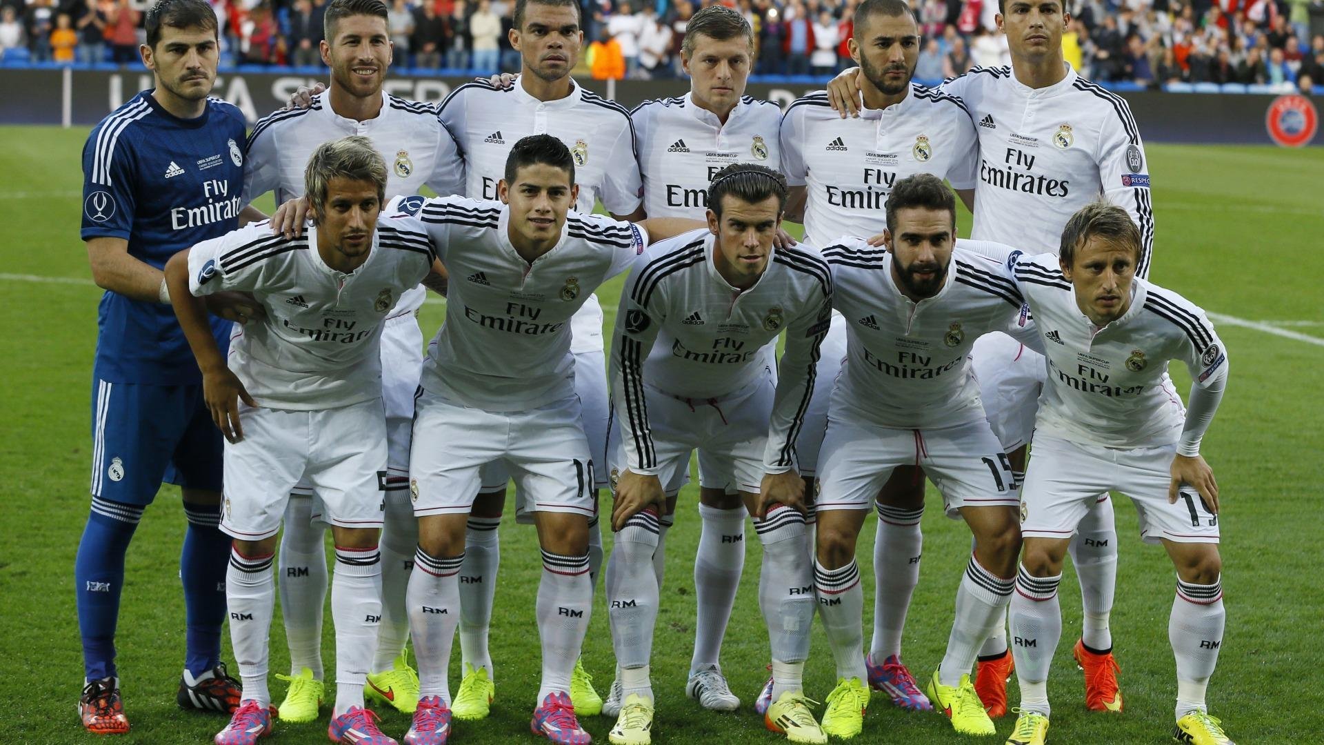 赛场外的温暖：队伍的团队建设与激励故事，团队 队伍